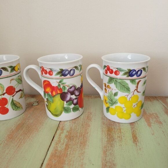 Vintage Roy Kirkham Assorted Fruit Bone China Mugs - Picture 4 of 12